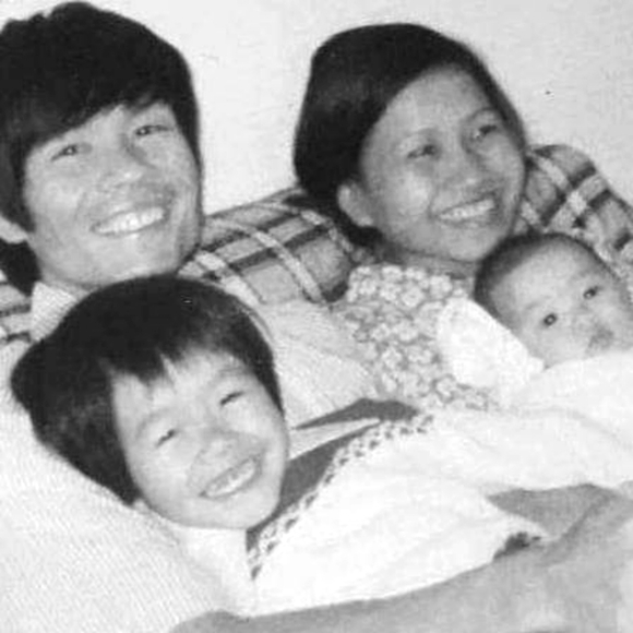 😘😊Meet your Posher, Carrolyn🥰😍 - Picture 3 of 4